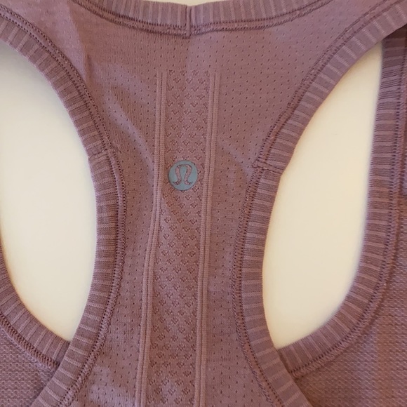 Lululemon Swiftly Tech Racerback Tank Size 8 - Picture 3 of 3